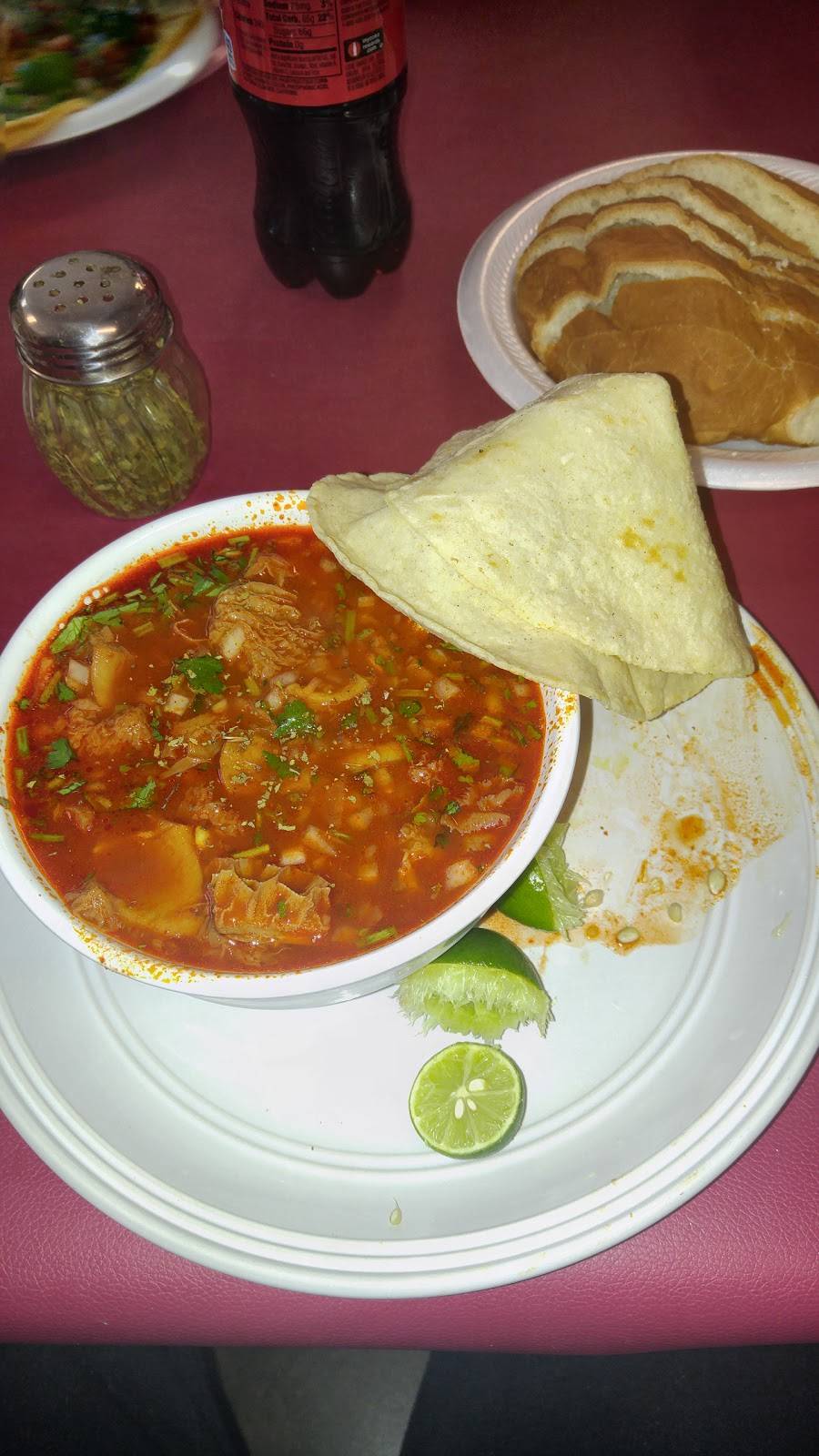 Tacos Lucerito | restaurant | 2065 S High St, Longview, TX 75602, USA | 9032363070 OR +1 903-236-3070