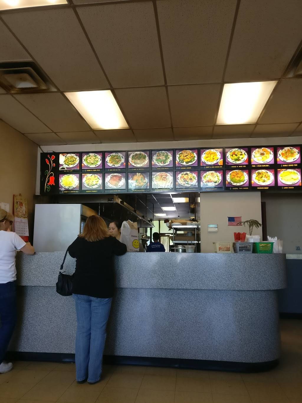 New Kings Wok Chinese Restaurant | restaurant | 6081 NY-96, Farmington, NY 14425, USA | 5857421880 OR +1 585-742-1880