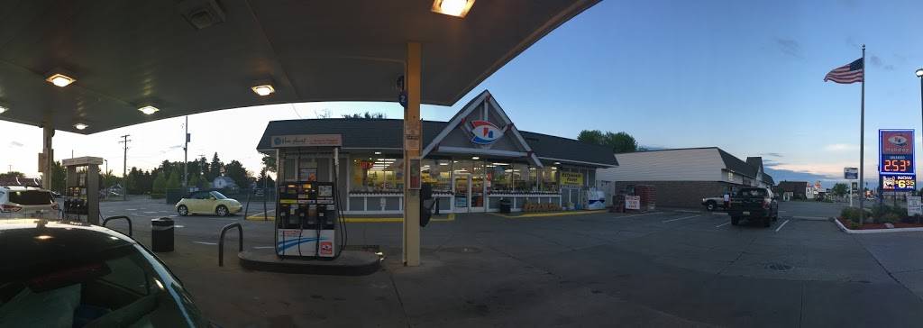 Holiday Stationstores | cafe | 620 W Main St, Gaylord, MI 49735, USA | 9897327609 OR +1 989-732-7609