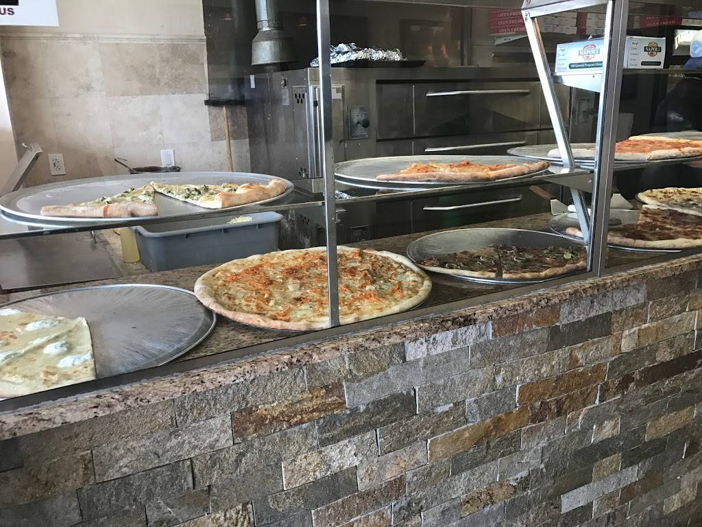 New York Family Pizza | restaurant | 220 Route 12 #7, 3414, Groton, CT 06340, USA | 8604451242 OR +1 860-445-1242