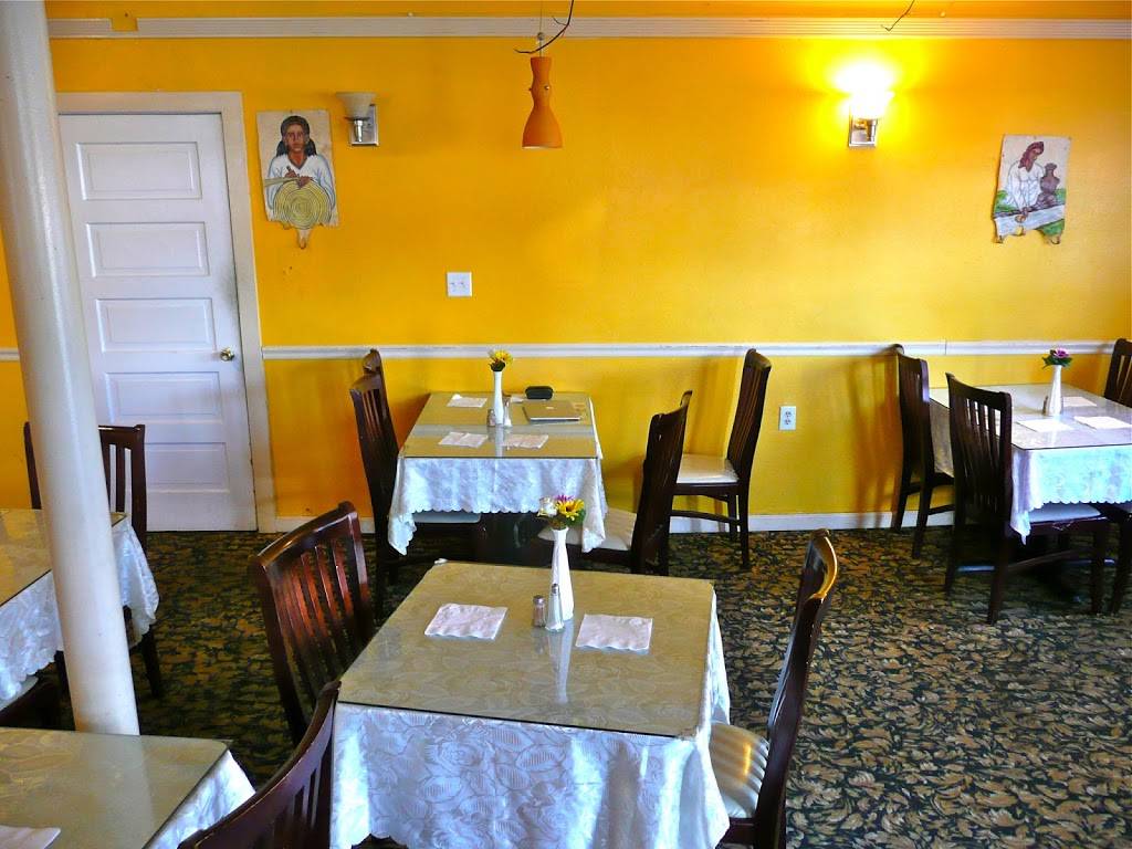 Adey Abeba | restaurant | 2123 E Union St, Seattle, WA 98122, USA | 2063221617 OR +1 206-322-1617