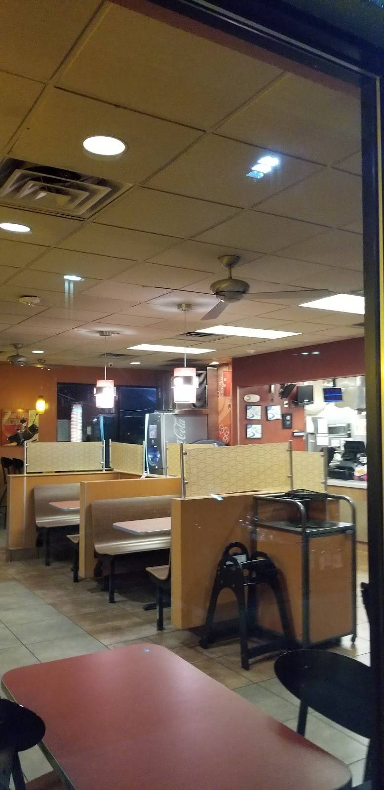 Jack in the Box | restaurant | 3885 I-10, Beaumont, TX 77705, USA | 4098423882 OR +1 409-842-3882