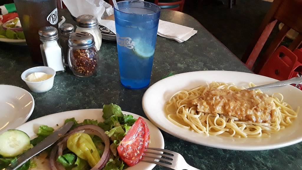 Stassis Italian Grill | restaurant | 11406 Ridge Rd, New Port Richey, FL 34654, USA | 7278485995 OR +1 727-848-5995