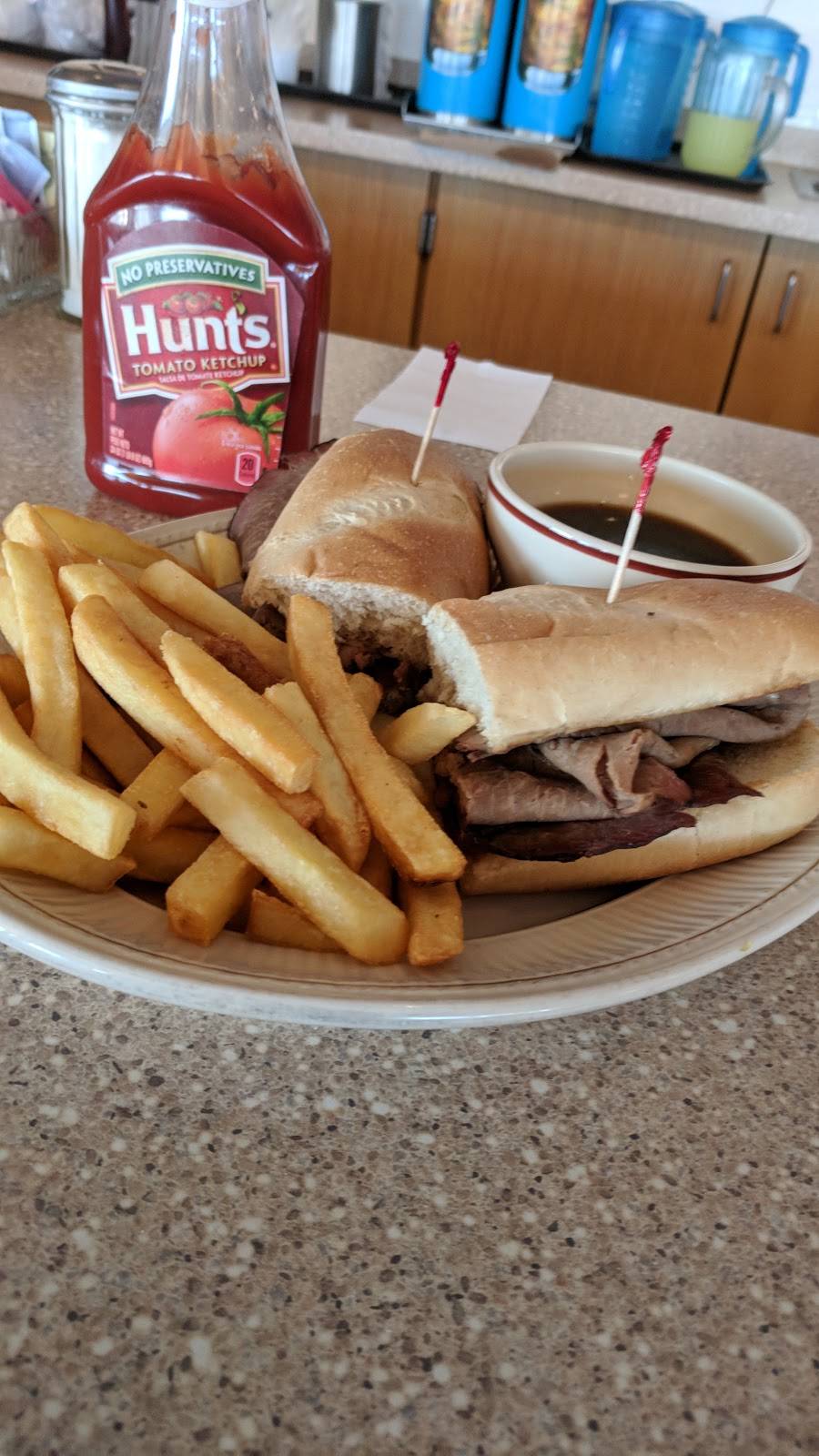 DAR"S DENOS I-76 RESTRAURANT | restaurant | 245 Market St #9033, Keenesburg, CO 80643, USA | 3037324595 OR +1 303-732-4595