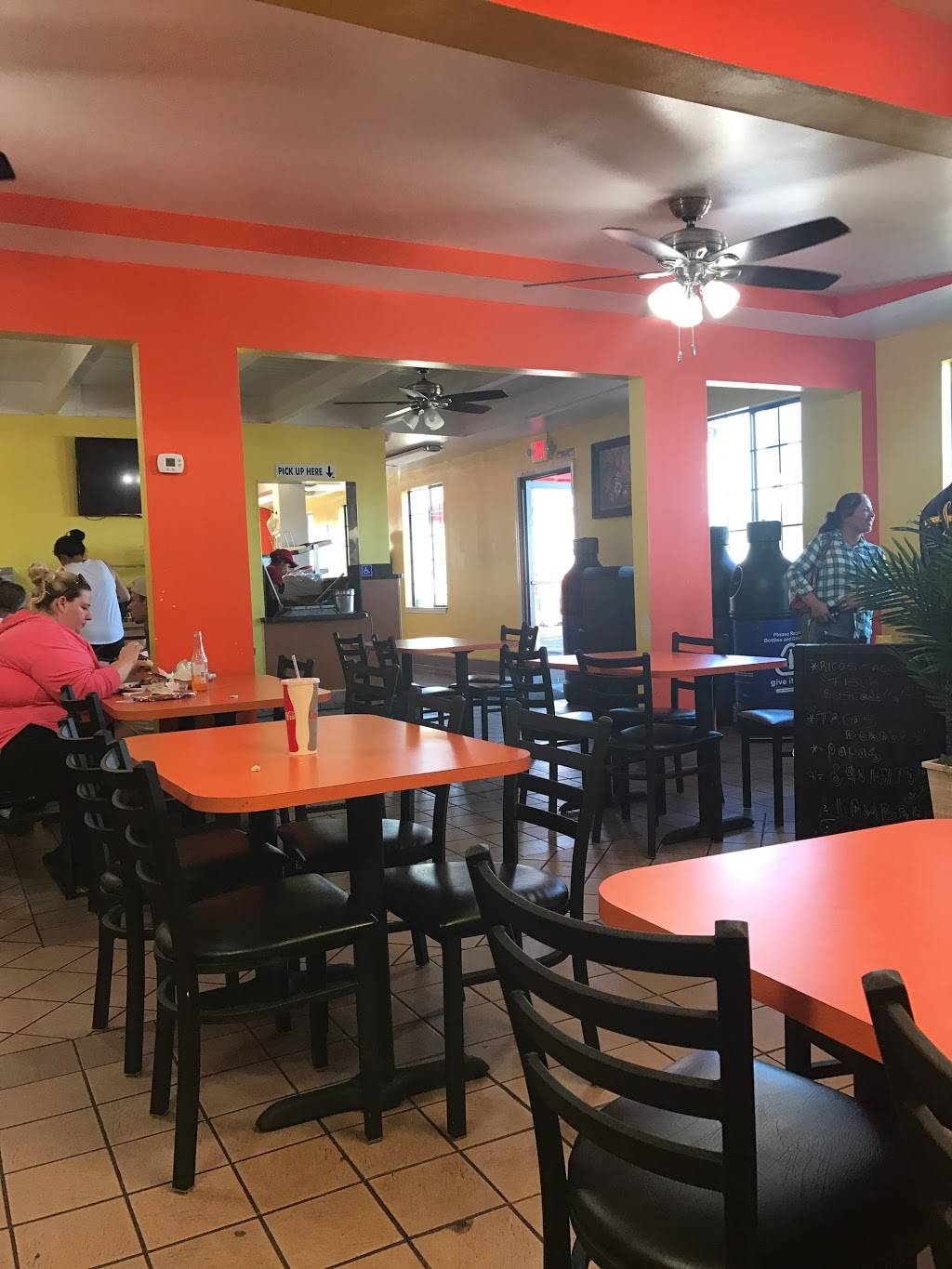 Tacos Ameca #2 | restaurant | 9305 Monterey Rd, Gilroy, CA 95020, USA | 4088422889 OR +1 408-842-2889