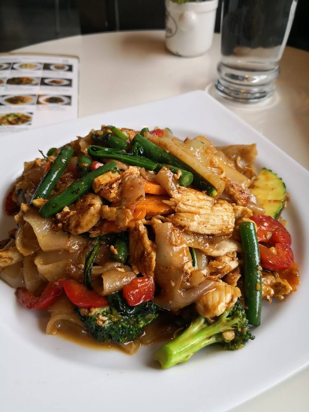 Tasty Thai | restaurant | 72-04 Forest Ave, Ridgewood, NY 11385, USA | 9179090937 OR +1 917-909-0937