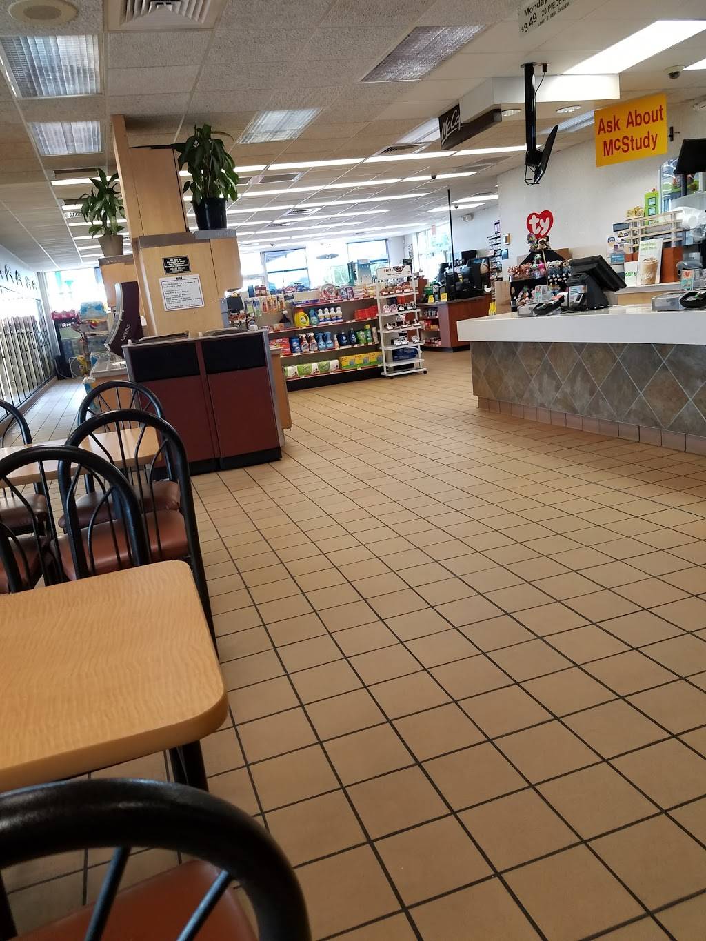 McDonalds | cafe | 1060 WI-32, Sheboygan Falls, WI 53085, USA | 9204679940 OR +1 920-467-9940