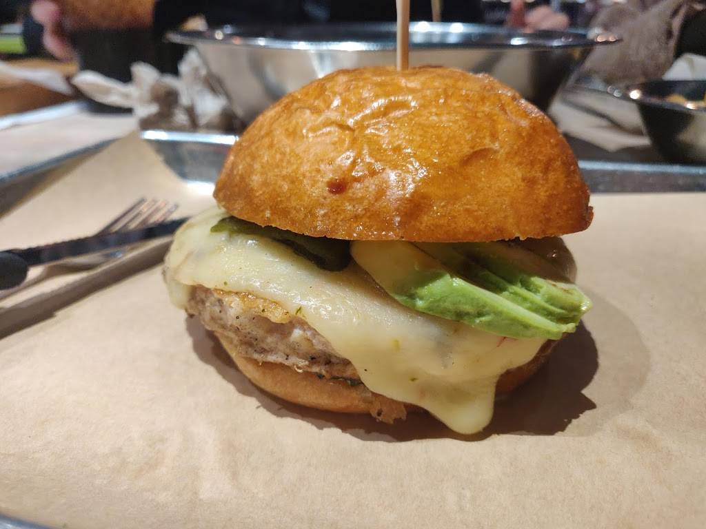 Hopdoddy Burger Bar | meal takeaway | 1400 S Congress Ave Suite A190, Austin, TX 78704, USA | 5122437505 OR +1 512-243-7505