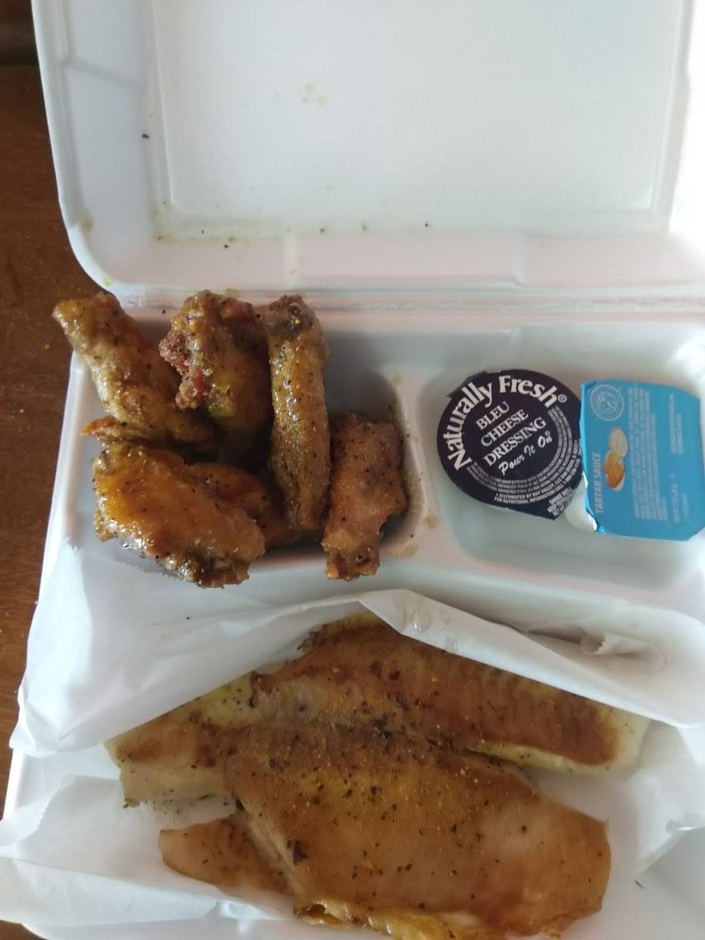 J Buffalo Wings | restaurant | 2375 Wesley Chapel Rd #14, Decatur, GA 30035, USA | 7703237222 OR +1 770-323-7222