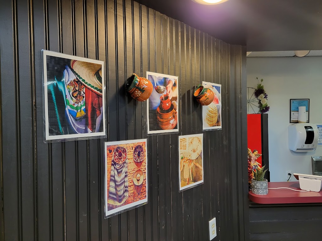 Mi Tierra Taqueria | restaurant | 12435 Adams Rd, Granger, IN 46530, USA | 5743835468 OR +1 574-383-5468