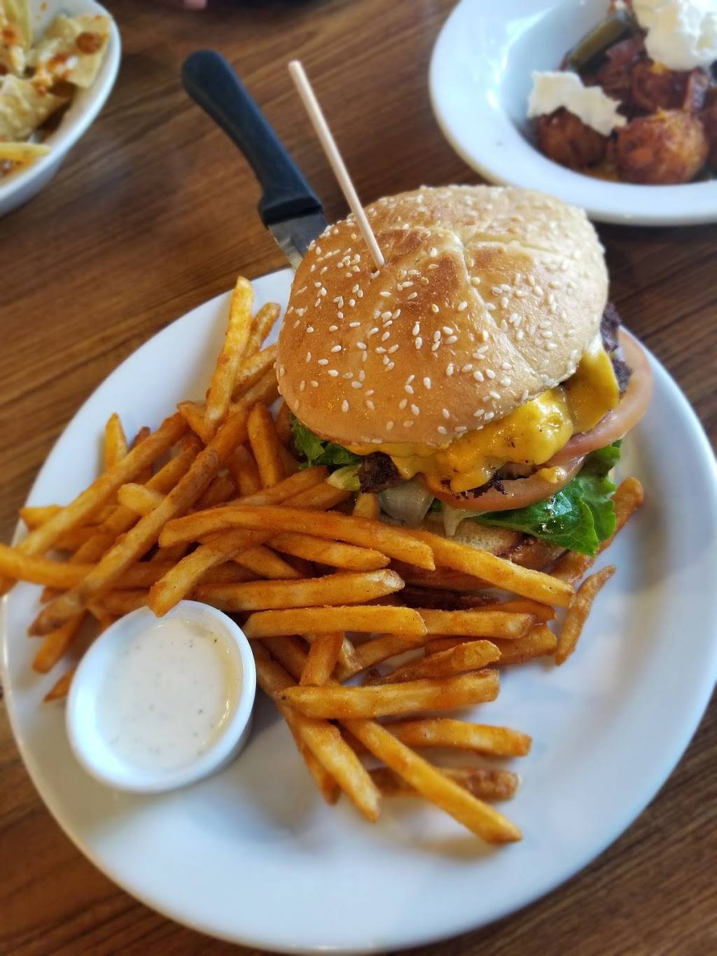 Dennys | restaurant | 14301 S Inglewood Ave, Hawthorne, CA 90250, USA | 3106766097 OR +1 310-676-6097