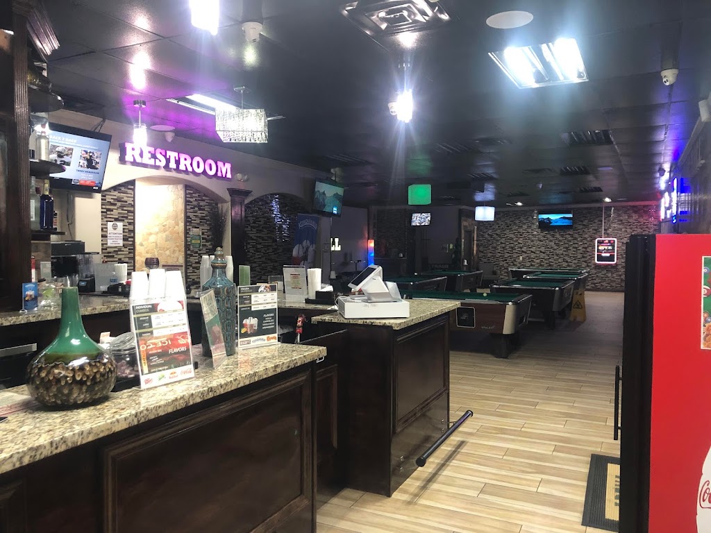 SMOKERS PARADISE/BORDERTOWN TRAVEL PLAZA | restaurant | 2470 Toomey Rd, Vinton, LA 70668, USA | 3373135085 OR +1 337-313-5085