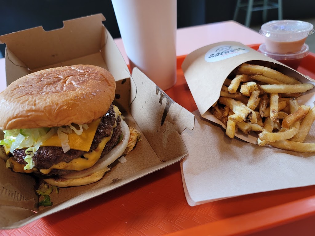 Burgie’s | restaurant | 198 Randolph St, Brooklyn, NY 11237, USA | 7183935898 OR +1 718-393-5898