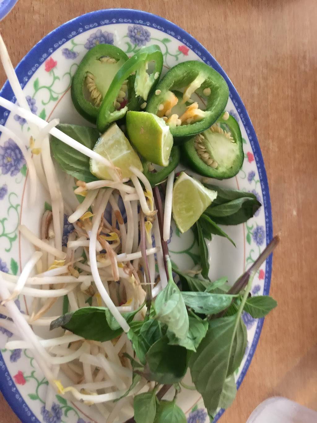 Bida Saigon | restaurant | 8078 Kingston Pike, Knoxville, TN 37919, USA | 8656945999 OR +1 865-694-5999