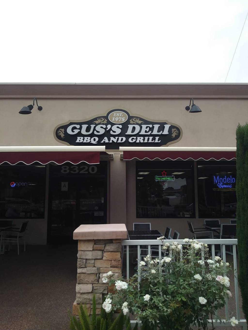 Guss Deli BBQ And Grill | restaurant | 8320 Alondra Blvd, Paramount, CA 90723, USA | 5626302802 OR +1 562-630-2802