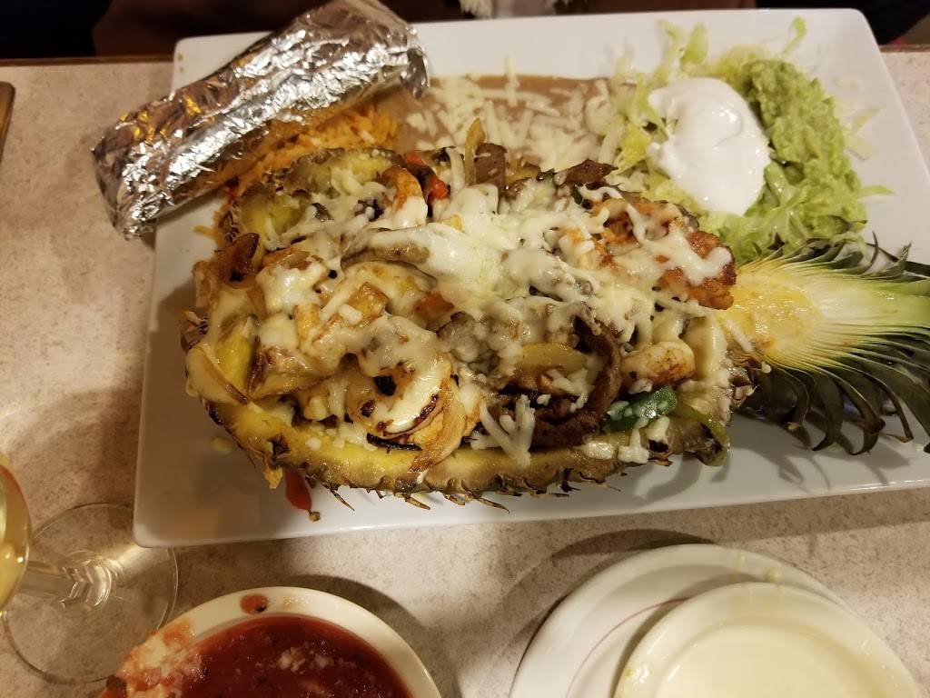 La Feria Mexican Restaurant | restaurant | 4450 E University Ave, Pleasant Hill, IA 50327, USA | 5152625448 OR +1 515-262-5448