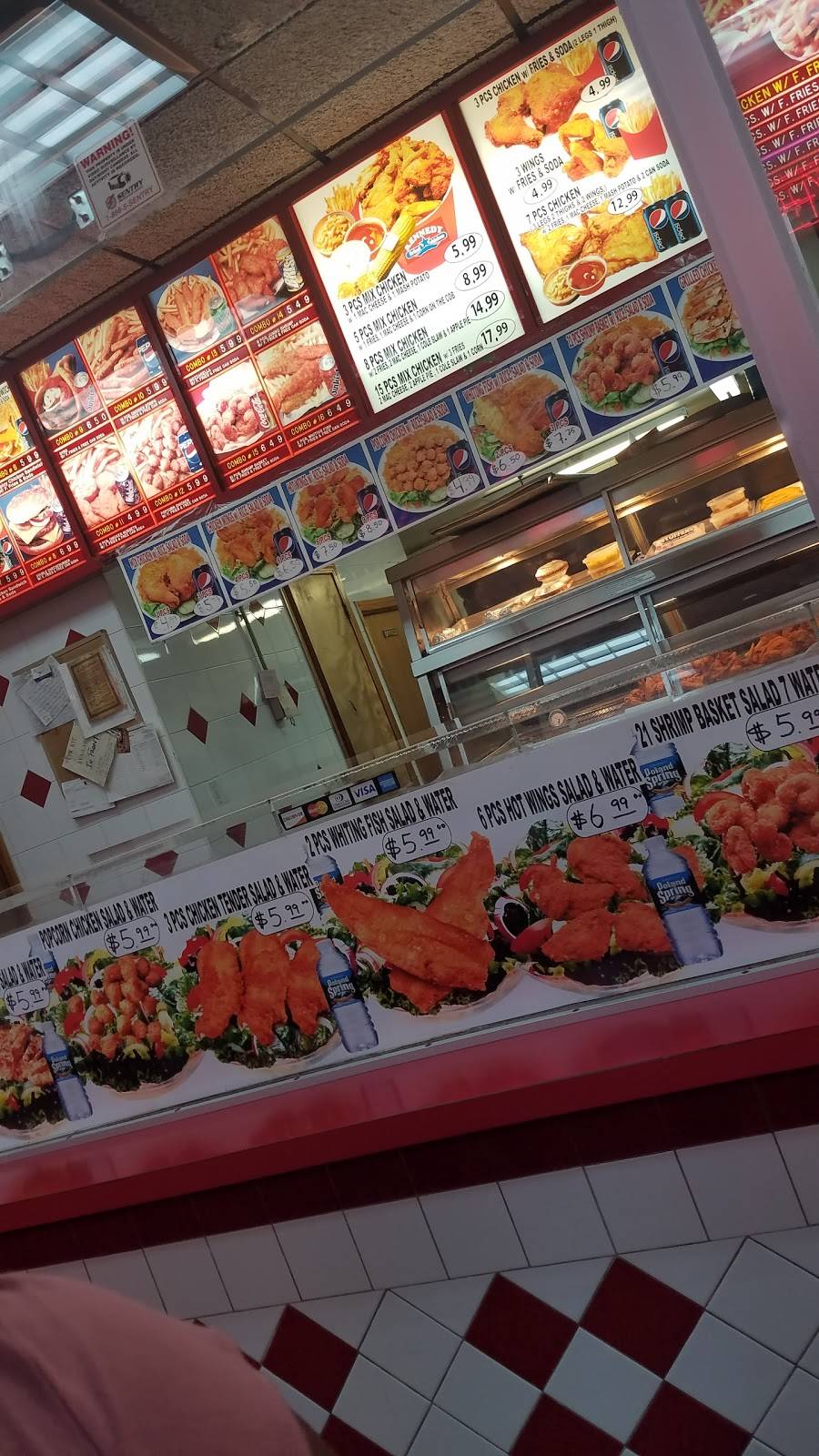 Kennedy Fried Chicken | restaurant | 2310 Grand Concourse, The Bronx, NY 10457, USA | 7183294139 OR +1 718-329-4139