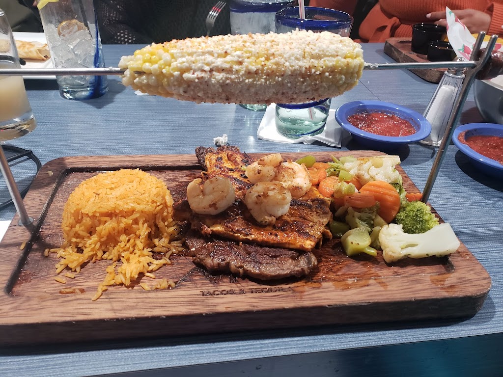 Viva Tacos and Tequila Leawood | restaurant | 5031 W 135th St, Leawood, KS 66224, USA | 9132328628 OR +1 913-232-8628