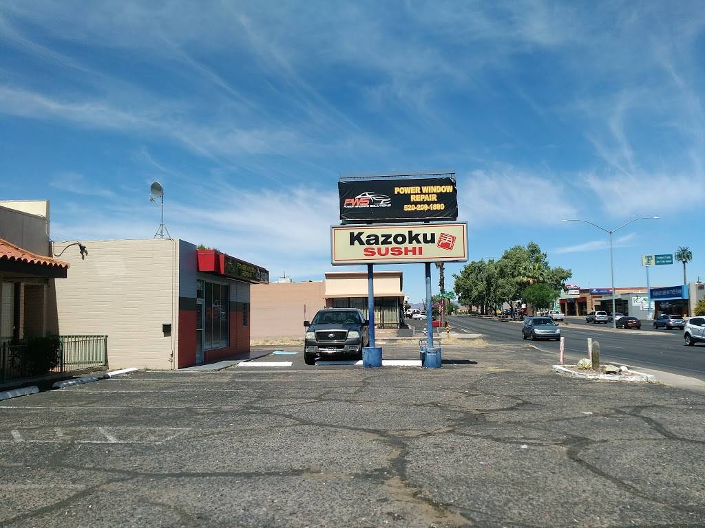 Kazoku - Sushi & Japanese Cuisine | restaurant | 4210 E Speedway Blvd, Tucson, AZ 85712, USA | 5207776249 OR +1 520-777-6249