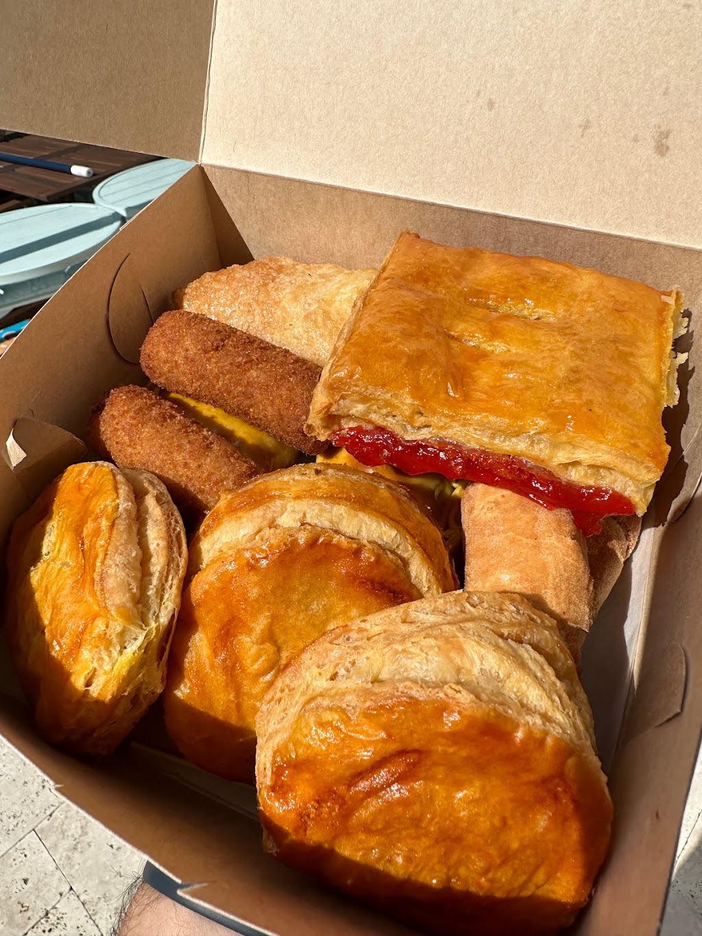 Chulis Bakery | bakery | 16367 Miramar Pkwy, Miramar, FL 33027, USA | 9544386324 OR +1 954-438-6324