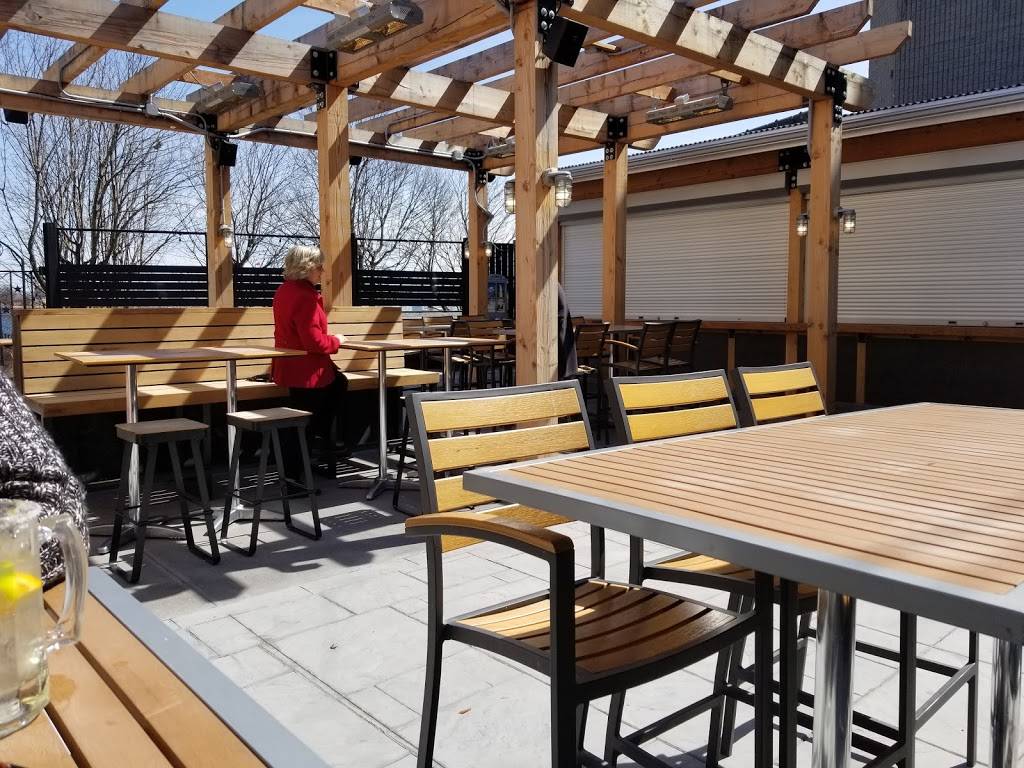 Lone Star Texas Grill | restaurant | 251 Ontario St, Kingston, ON K7L 2Z4, Canada | 6135488888 OR +1 613-548-8888