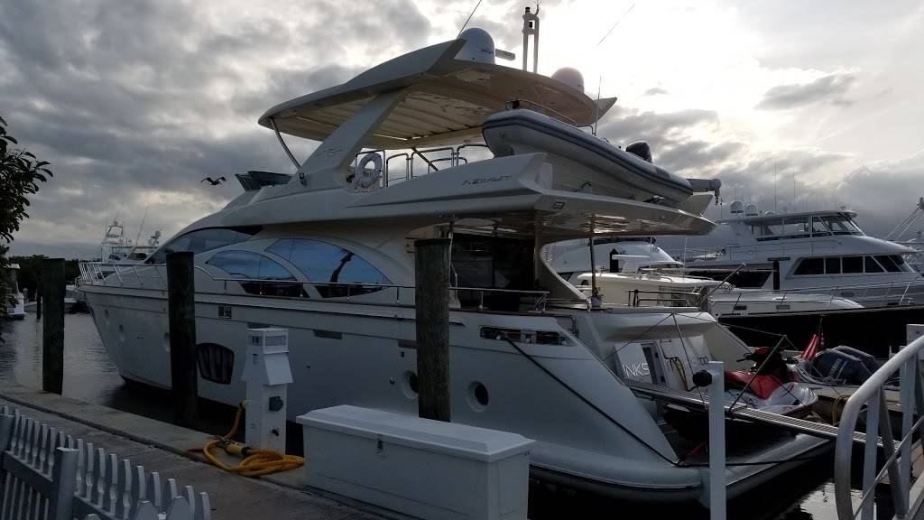 Lighthouse Point Yacht Club | restaurant | 2701 NE 42nd St, Lighthouse Point, FL 33064, USA | 9549427244 OR +1 954-942-7244