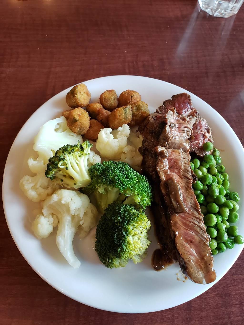Golden Corral Buffet & Grill | restaurant | 1788 E Sternberg Rd, Muskegon, MI 49444, USA | 2317982200 OR +1 231-798-2200