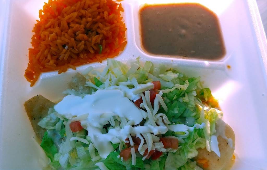 The Compadres | restaurant | 52 US-14, Rochester, MN 55902, USA | 5072587878 OR +1 507-258-7878