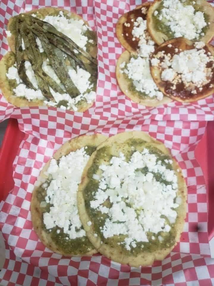 Antojitos La Poblanita | restaurant | 2970 W Barberry Pl, Denver, CO 80204, USA | 7203659557 OR +1 720-365-9557