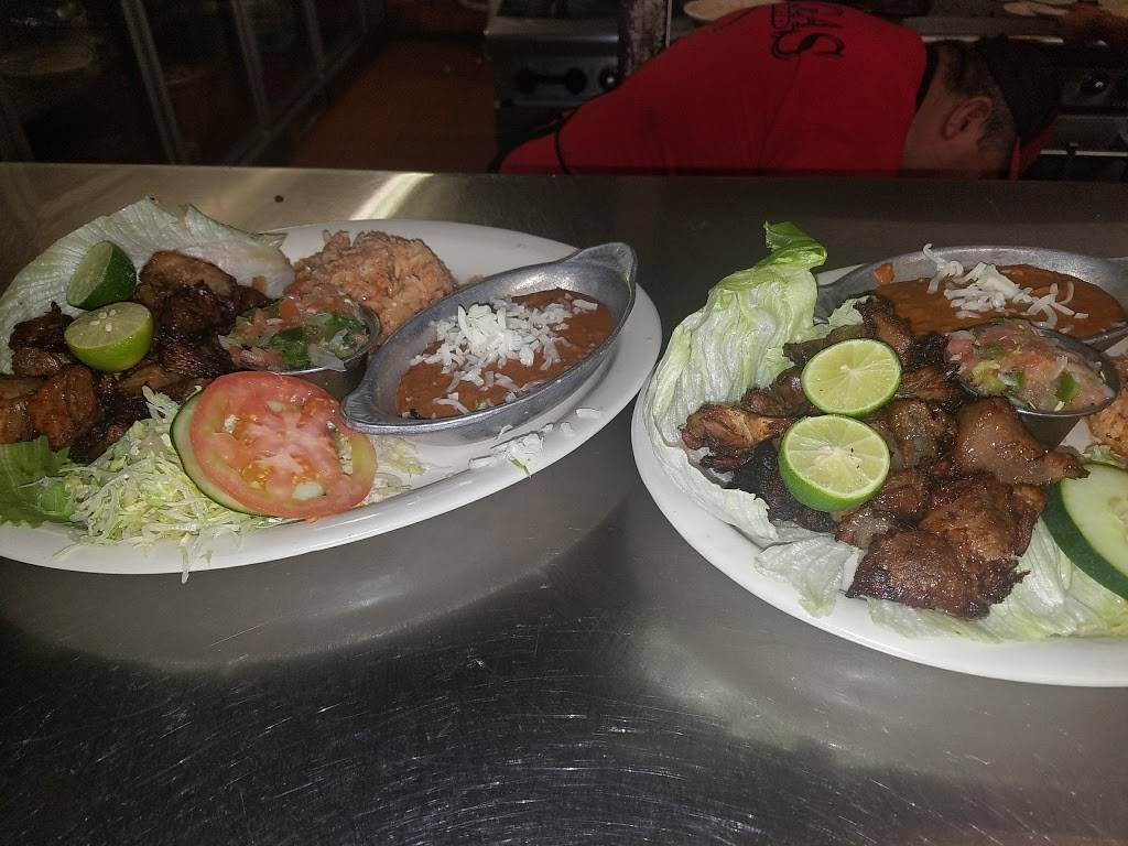 Las Vigas Steak Ranch | restaurant | 180 W Loma St, Nogales, AZ 85621, USA | 5202876641 OR +1 520-287-6641