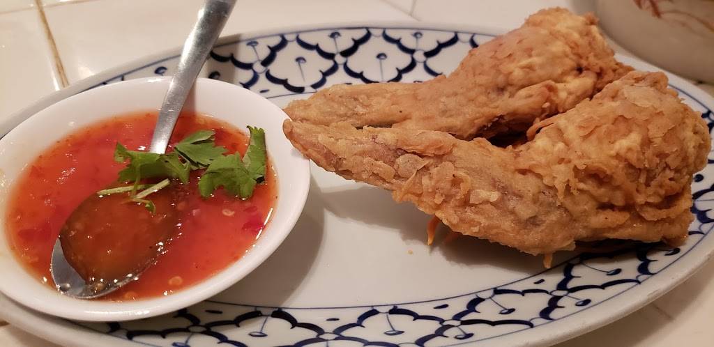 Rabieng Thai Restaurant | restaurant | 5892 Leesburg Pike, Falls Church, VA 22041, USA | 7036714222 OR +1 703-671-4222