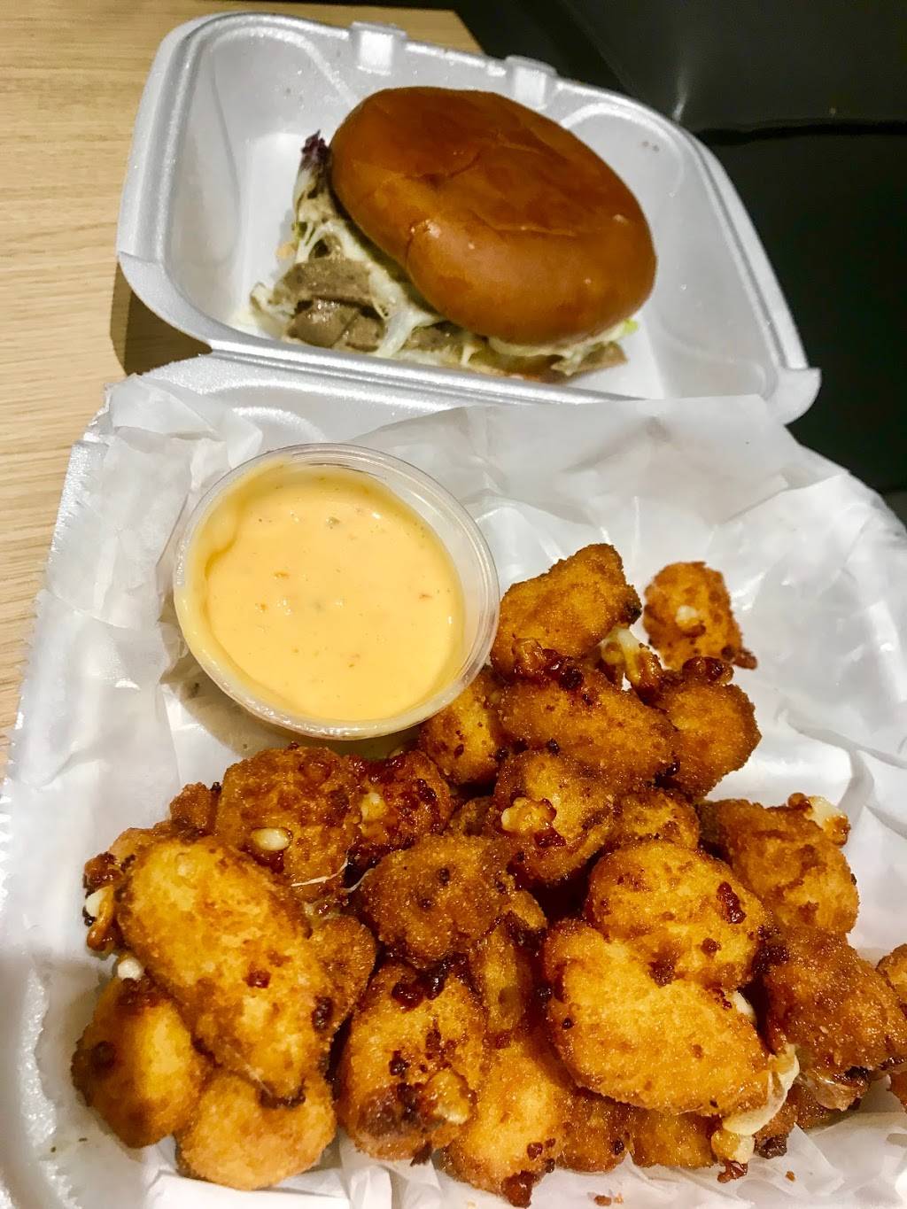 Sphynx Cafe | restaurant | 813 SE 4th St, Minneapolis, MN 55414, USA | 6122597174 OR +1 612-259-7174