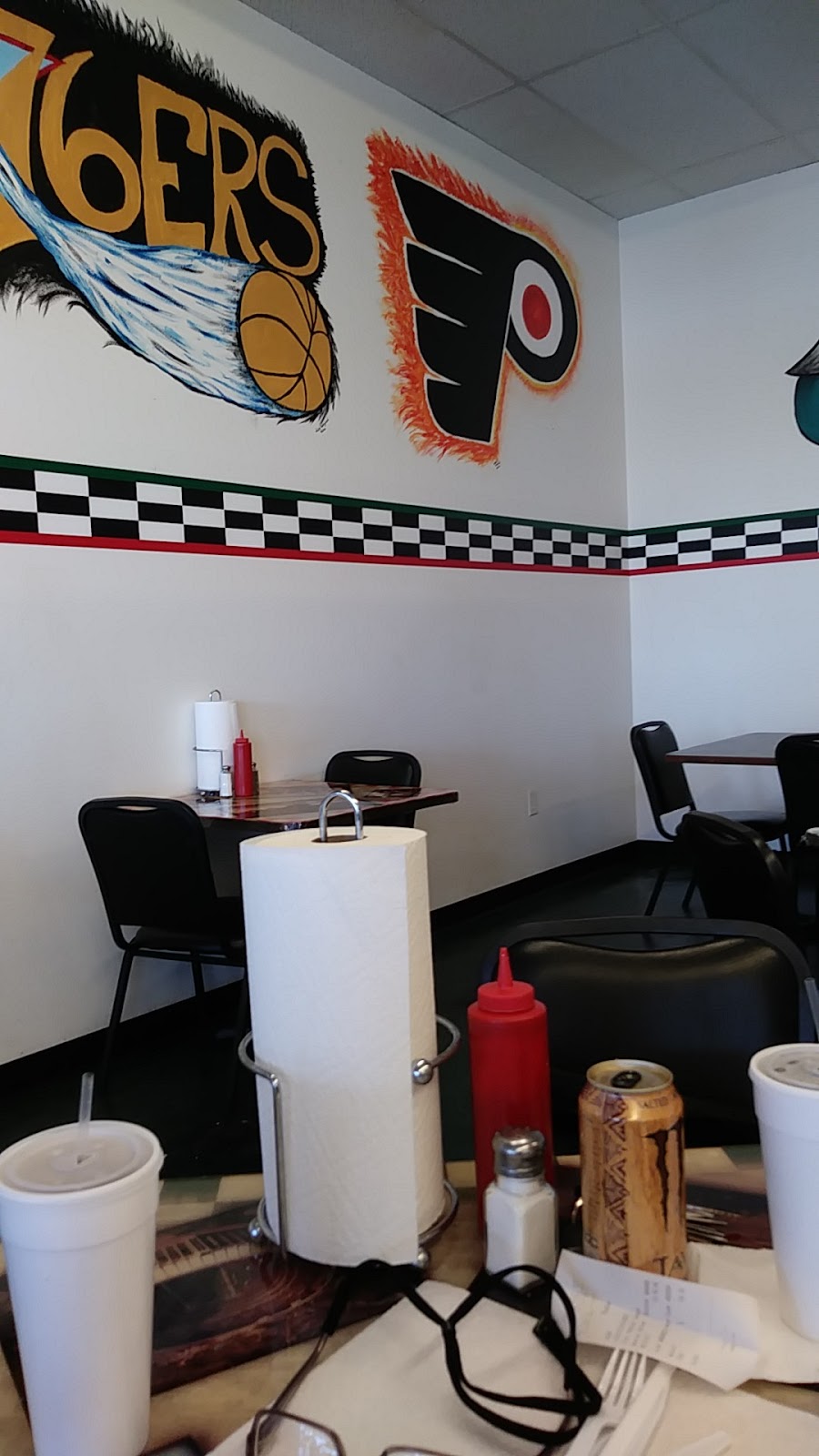 Feelin A Little Philly | restaurant | 1111 S Prairie Ave, Pueblo, CO 81005, USA | 7195607207 OR +1 719-560-7207