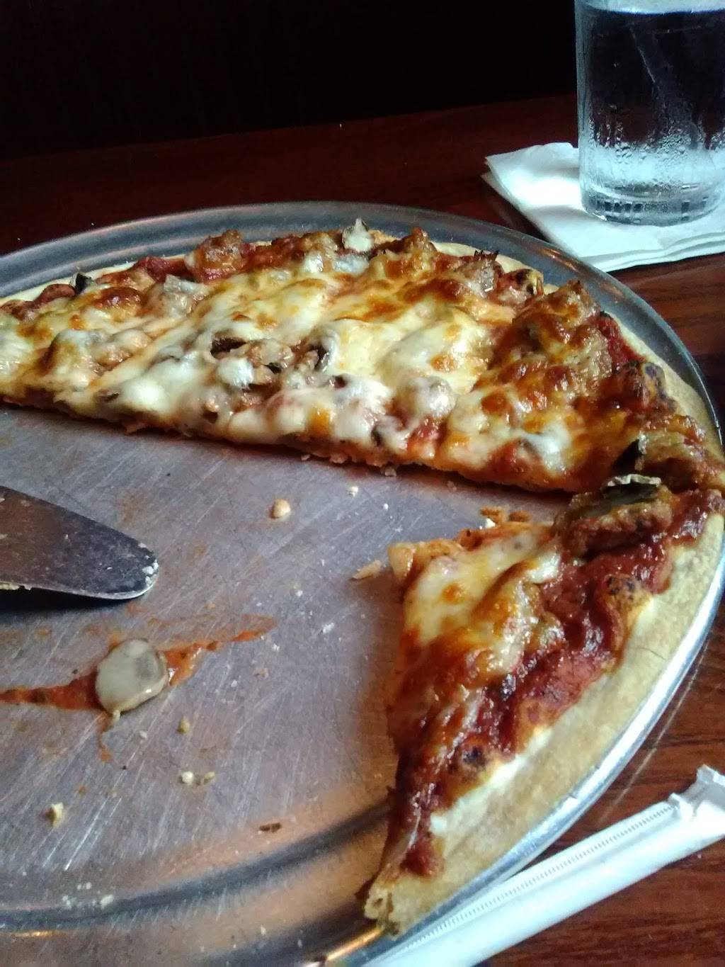 House of Pizza | restaurant | 7008 Indianapolis Blvd, Hammond, IN 46324, USA | 2198446065 OR +1 219-844-6065