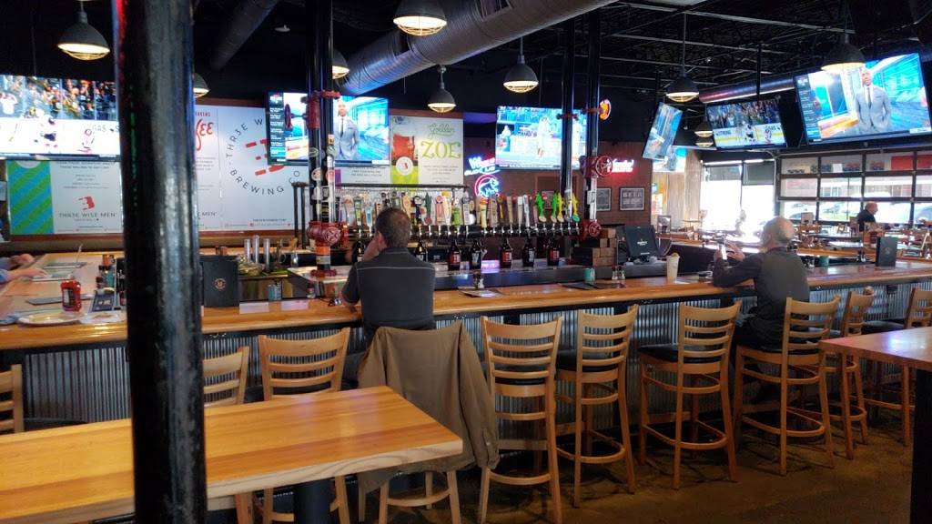 Scottys Brewhouse | restaurant | 3905 E 96th St, Indianapolis, IN 46240, USA | 3175740101 OR +1 317-574-0101