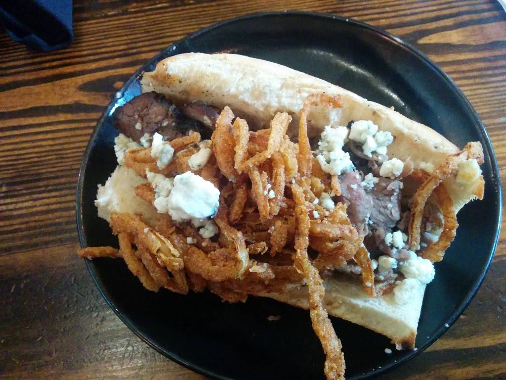 Tafts Ale House | restaurant | 1429 Race St, Cincinnati, OH 45202, USA | 5133341393 OR +1 513-334-1393