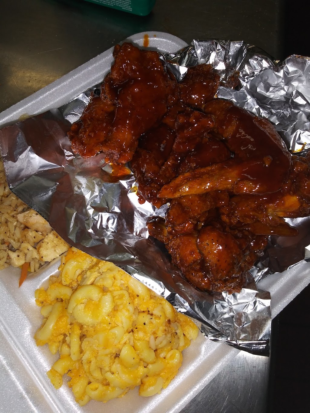 Wall Street Ultra Lounge | restaurant | 18458 James Couzens Fwy, Detroit, MI 48235, USA | 3133452418 OR +1 313-345-2418