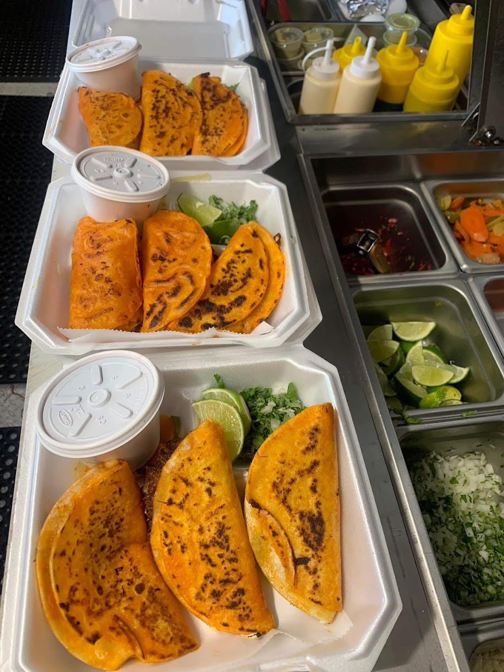 La Cocina de la Abuela | restaurant | 2509 Dickerson Pike, Nashville, TN 37207, USA | 6157363991 OR +1 615-736-3991