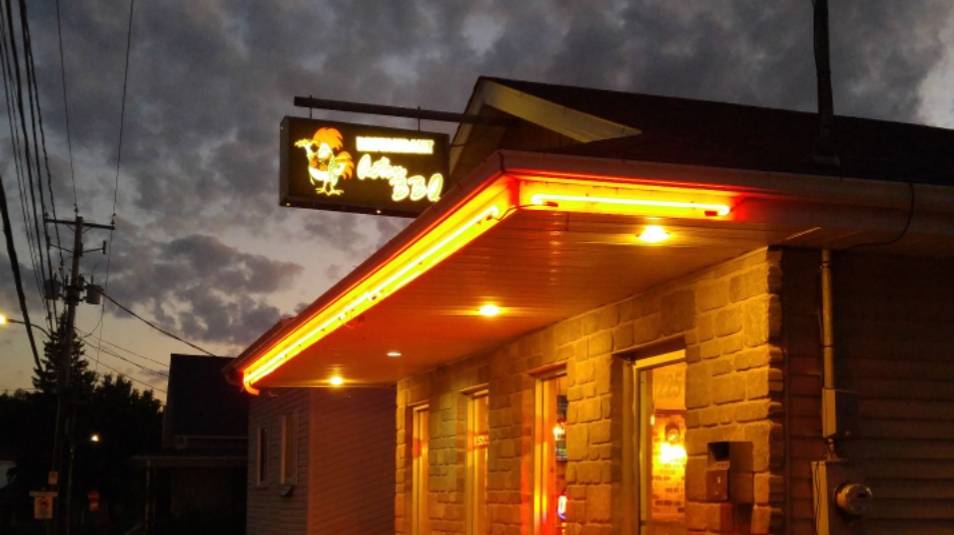 Acton BBQ | restaurant | 1225 Rue Ricard, Acton Vale, QC J0H 1A0, Canada | 4505462751 OR +1 450-546-2751