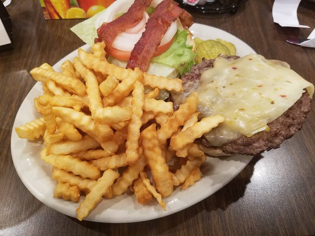 Ricos Family Restaurant (Ricos South) | restaurant | 427 S Washington St, Combined Locks, WI 54113, USA | 9204233204 OR +1 920-423-3204