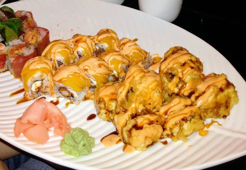 Akina Sushi & Asian Food Bistro | meal takeaway | 4300 S Hwy 27 #101, Clermont, FL 34711, USA | 3522438988 OR +1 352-243-8988