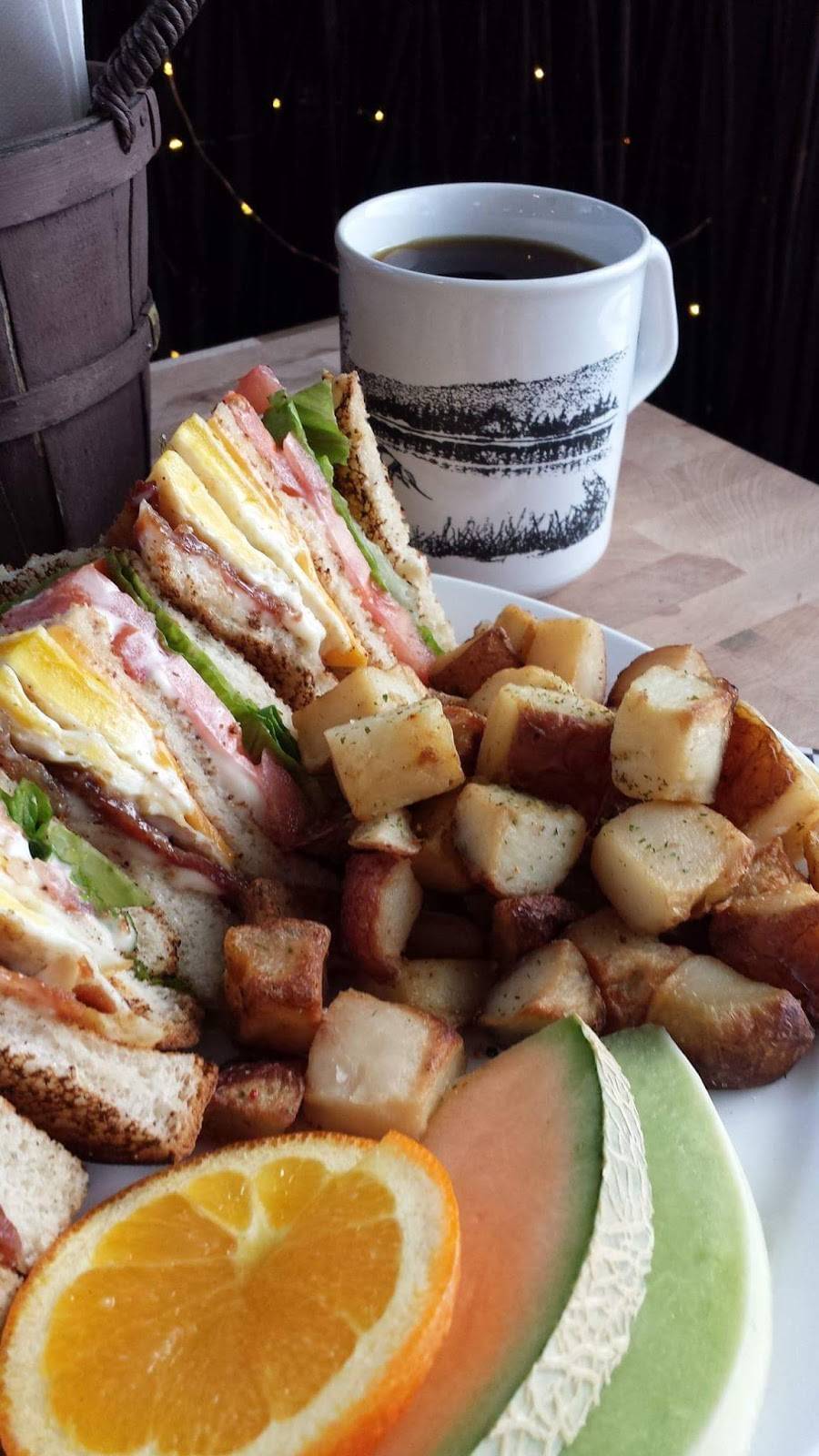 Le café - Bistro du roy | restaurant | 78 Chemin de Joliette, Lanoraie, QC J0K, Lanoraie, QC J0K 1E0, Canada | 4508871212 OR +1 450-887-1212