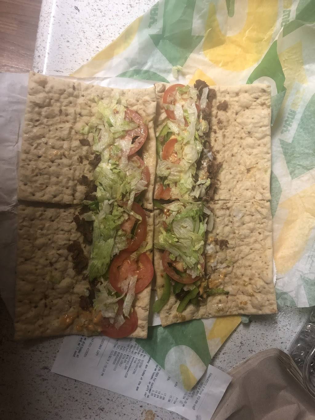 Subway | meal takeaway | 16812 W 89th St, Lenexa, KS 66219, USA | 9138880487 OR +1 913-888-0487