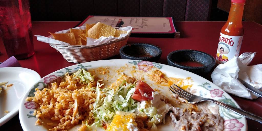 Pueblo Viejo | restaurant | 3841 E 14th St, Des Moines, IA 50313, USA | 5152651720 OR +1 515-265-1720