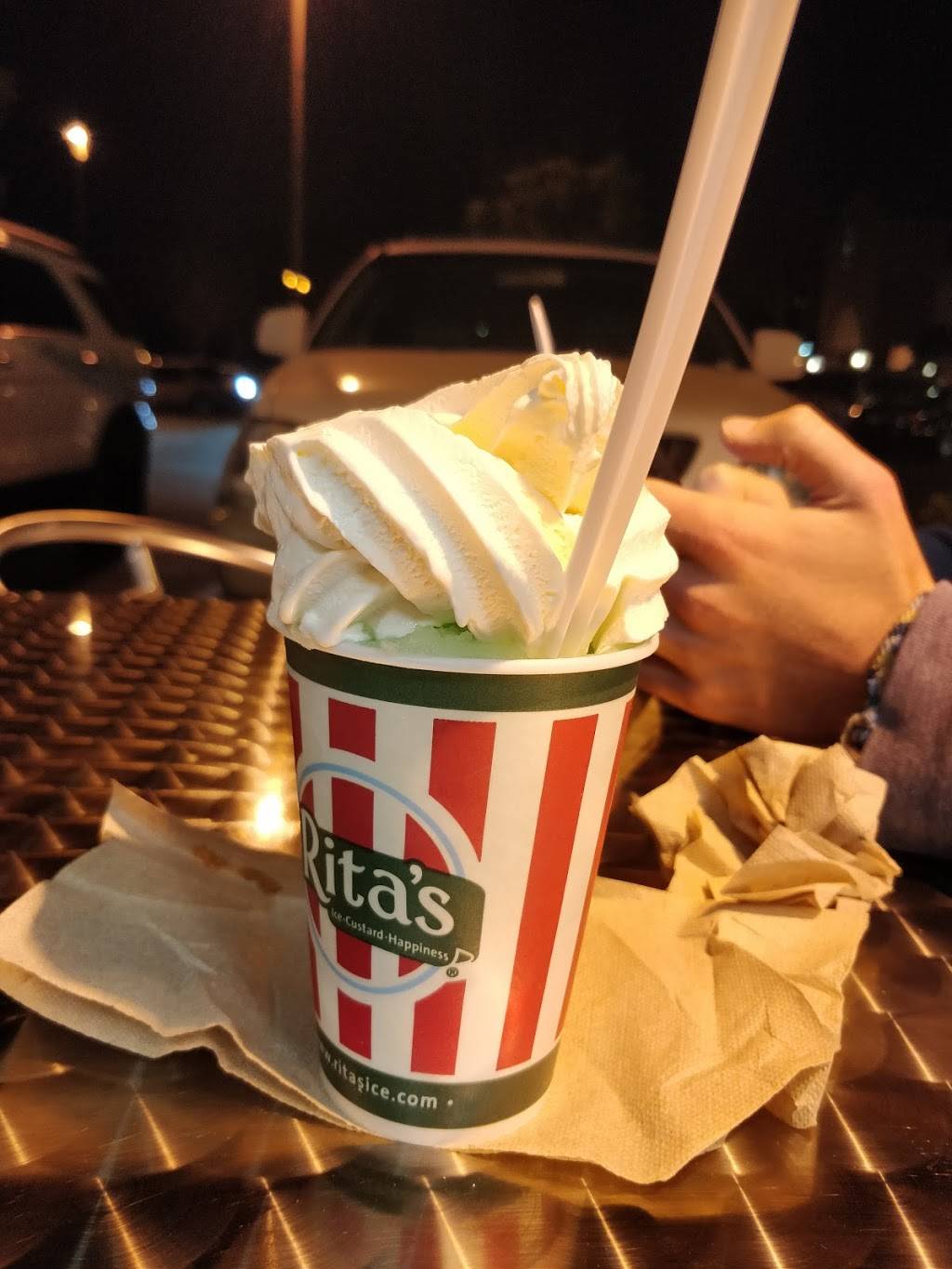 Ritas Italian Ice & Frozen Custard | restaurant | 3066 Cochran St, Simi Valley, CA 93065, USA | 8056105020 OR +1 805-610-5020