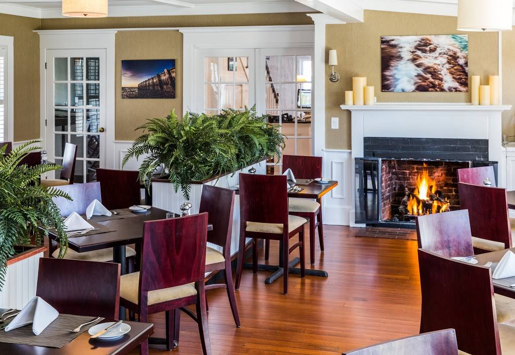 Chatham Wine Bar | restaurant | 359 Main St #2, Chatham, MA 02633, USA | 5089451468 OR +1 508-945-1468