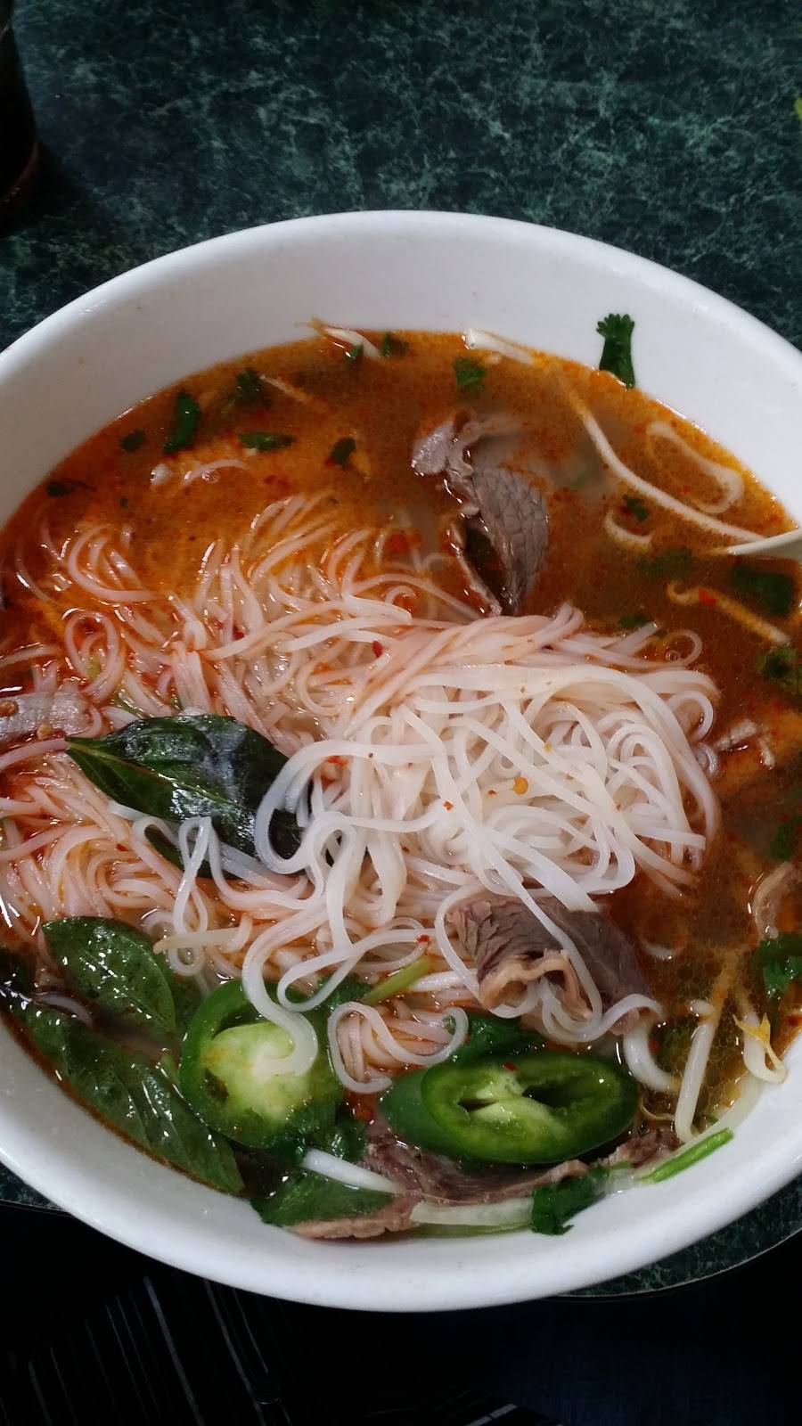 Phở Thái Hùng | restaurant | 12860 San Pablo Ave, Richmond, CA 94805, USA | 5102351223 OR +1 510-235-1223