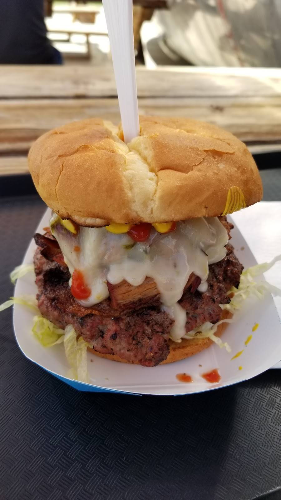 Pittys BBQ | restaurant | 240 N L St, Tulare, CA 93274, USA | 5593341441 OR +1 559-334-1441