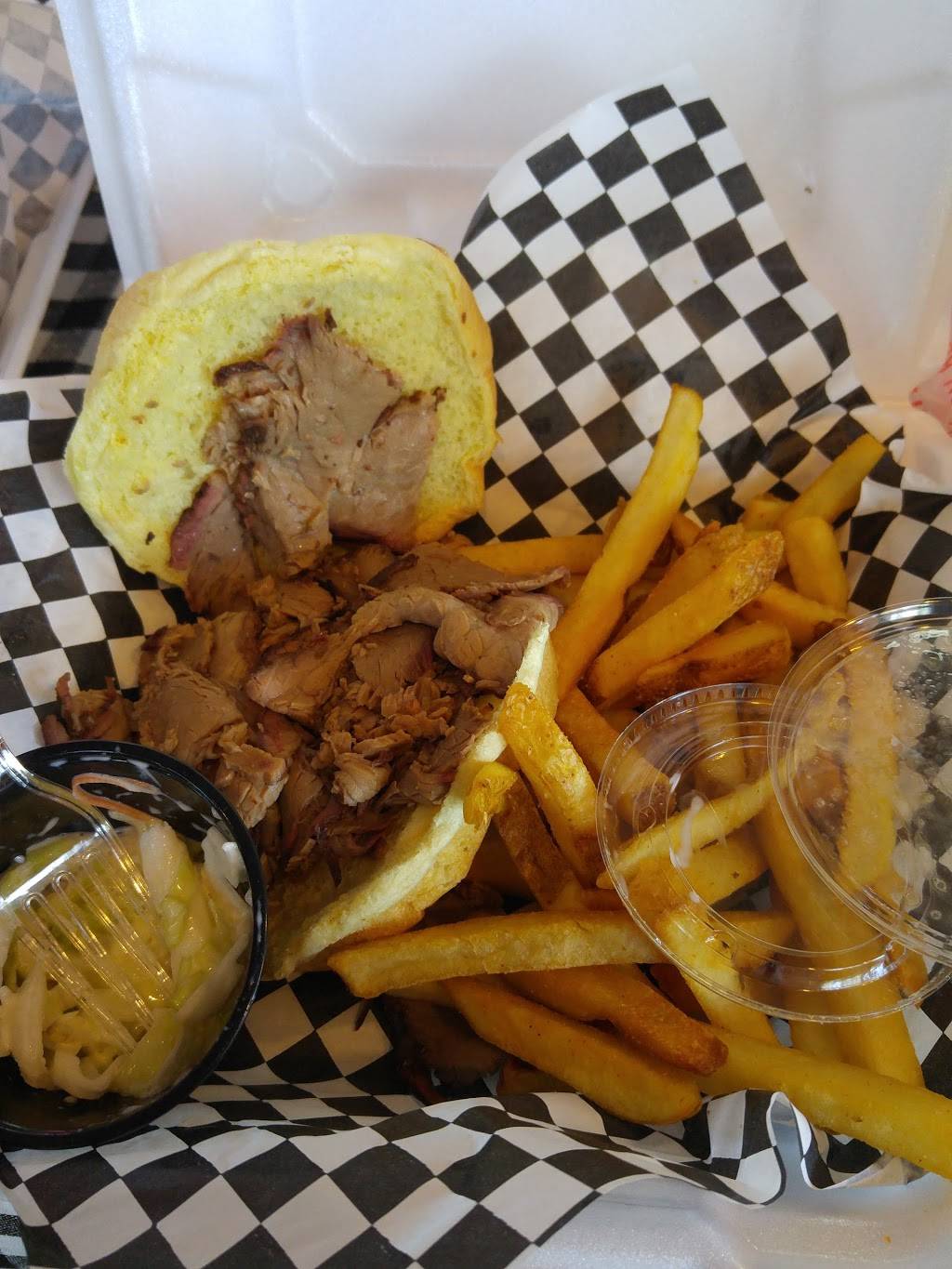 Bullies BBQ | restaurant | 3 Regency Pkwy, Hilton Head Island, SC 29928, USA | 8436867427 OR +1 843-686-7427