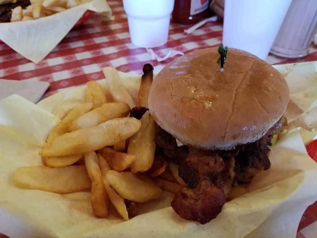 Uncle Barneys | restaurant | 7015 Interstate 35 Access Rd, San Antonio, TX 78224, USA | 2109226602 OR +1 210-922-6602